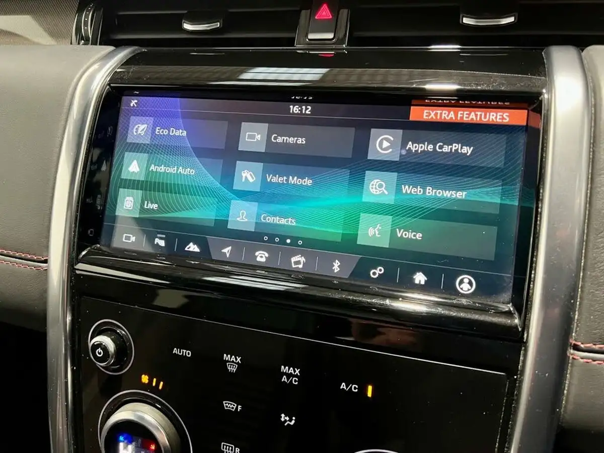 2020-land-rover-discovery-sport-20-d240-r-dynamic-hse-big-21