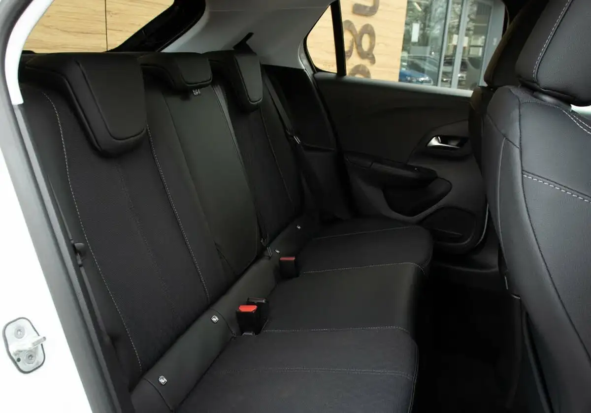 2022-vauxhall-corsa-e-elite-premium-big-33