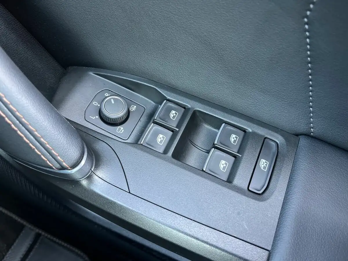 2023-cupra-formentor-20-tsi-vz2-310ps-4drive-big-28