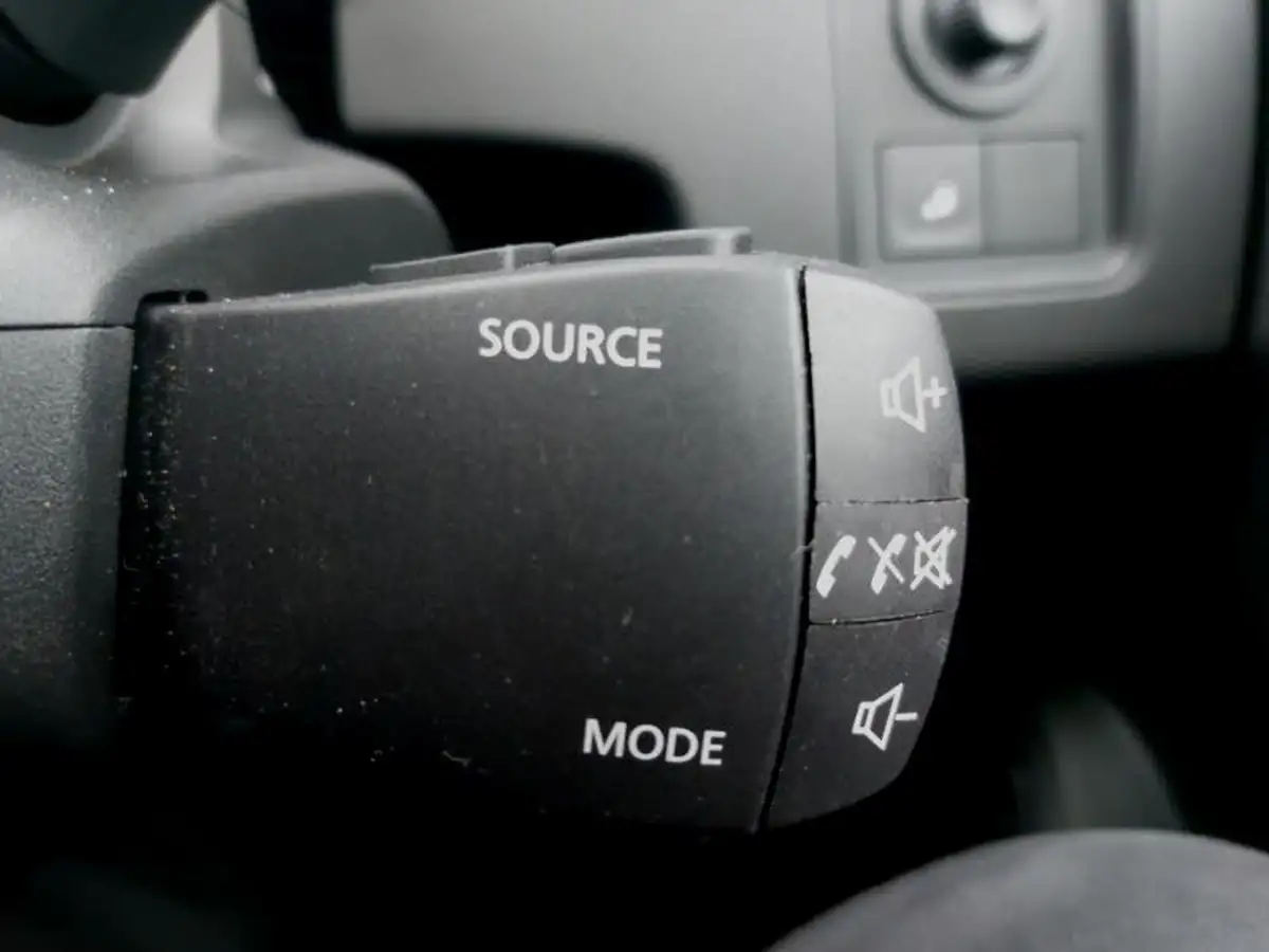 2022-dacia-duster-13-tce-prestige-130bhp-big-15