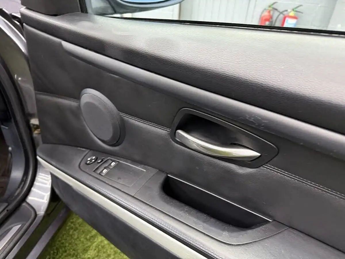 2008-bmw-3-series-20-320i-se-coupe-2d-big-17