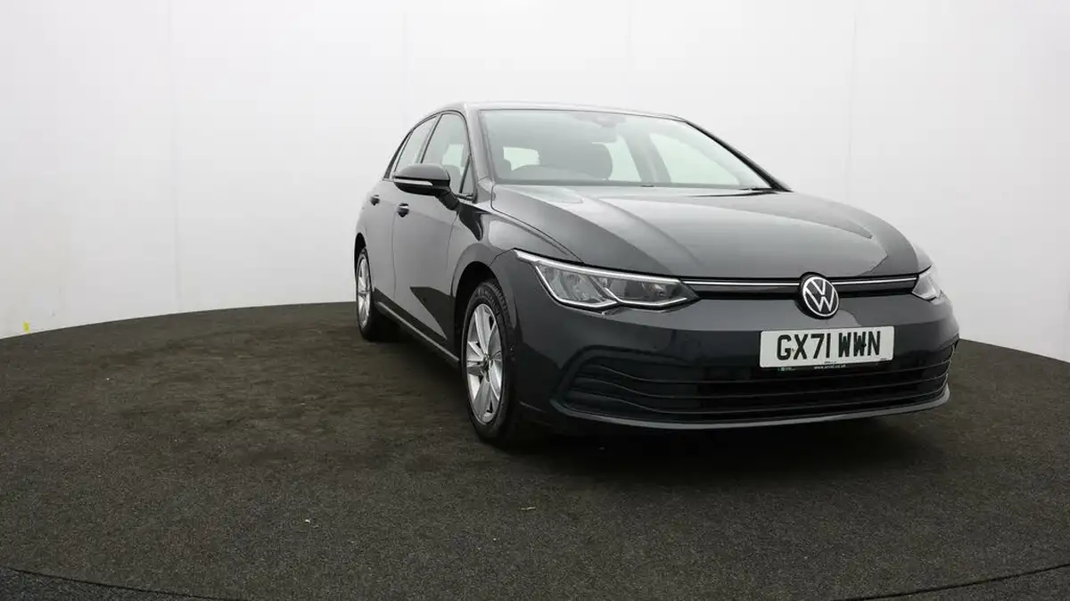 2021-volkswagen-golf-20tdi-life-hatchback-big-42