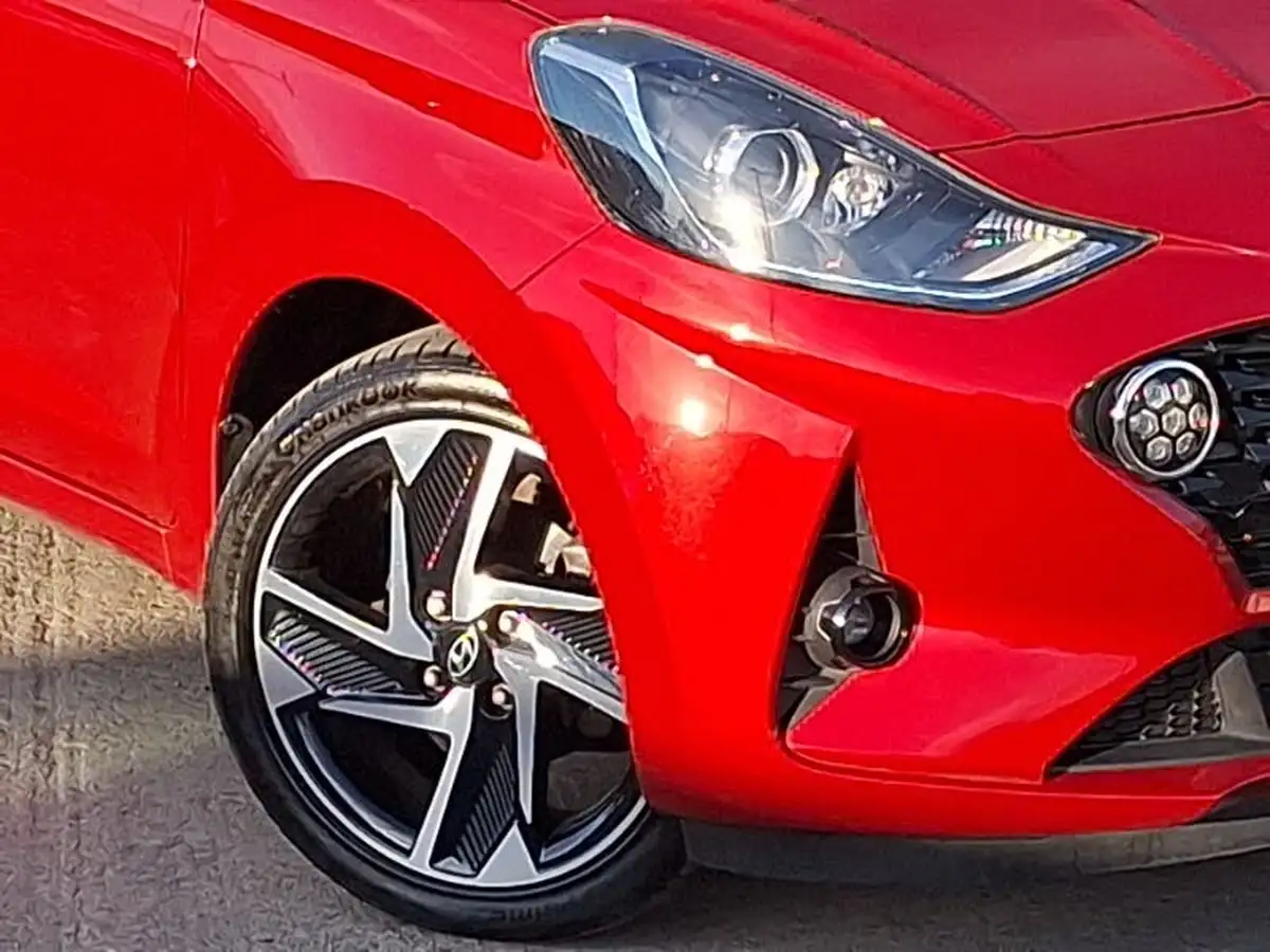2022-hyundai-i10-12-premium-auto-big-8