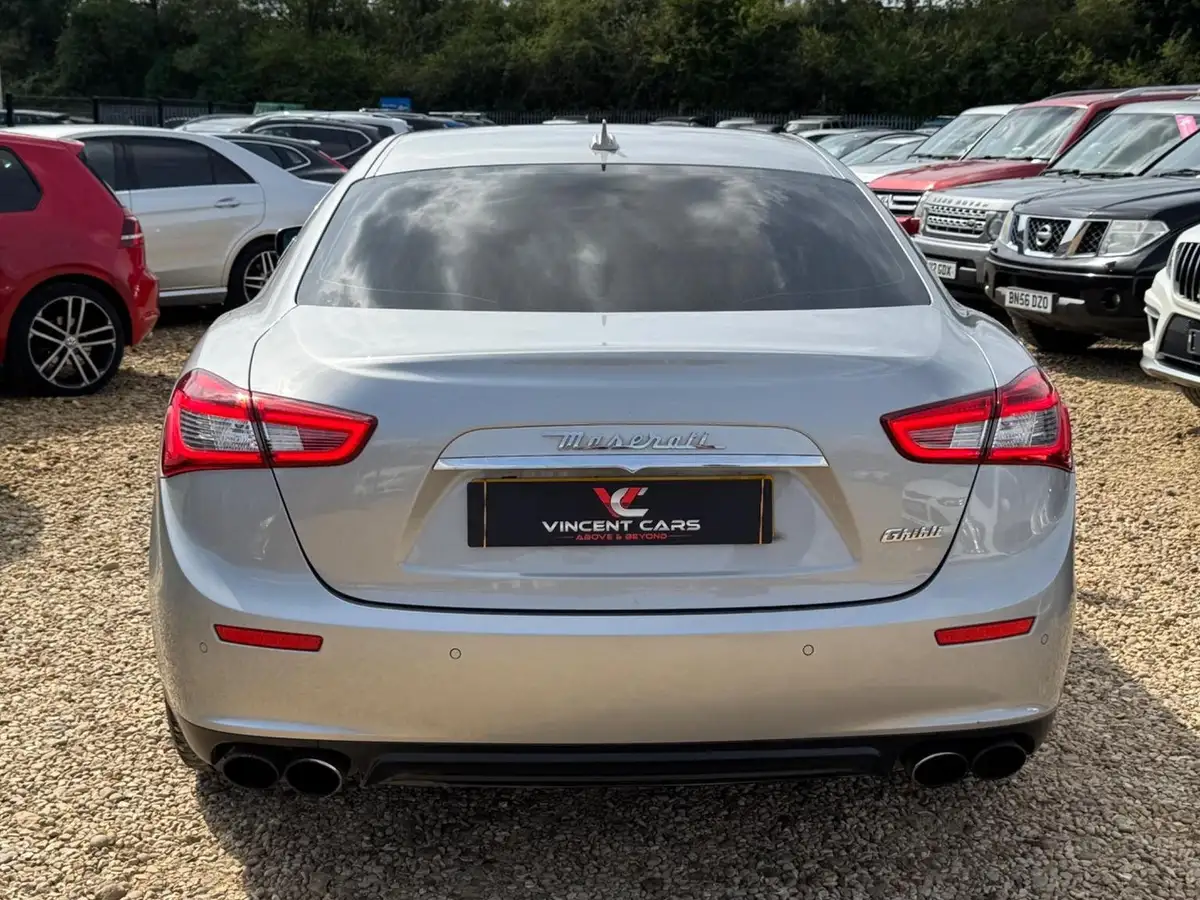 2015-maserati-ghibli-30-s-big-2