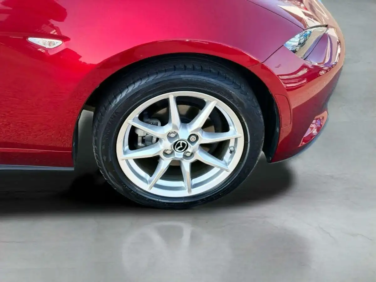 2018-mazda-mx-5-15-se-big-30