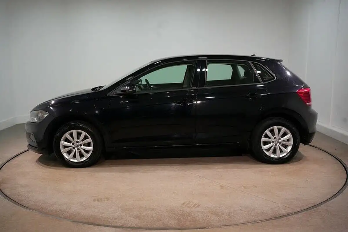 2018-volkswagen-polo-10-se-75ps-big-4