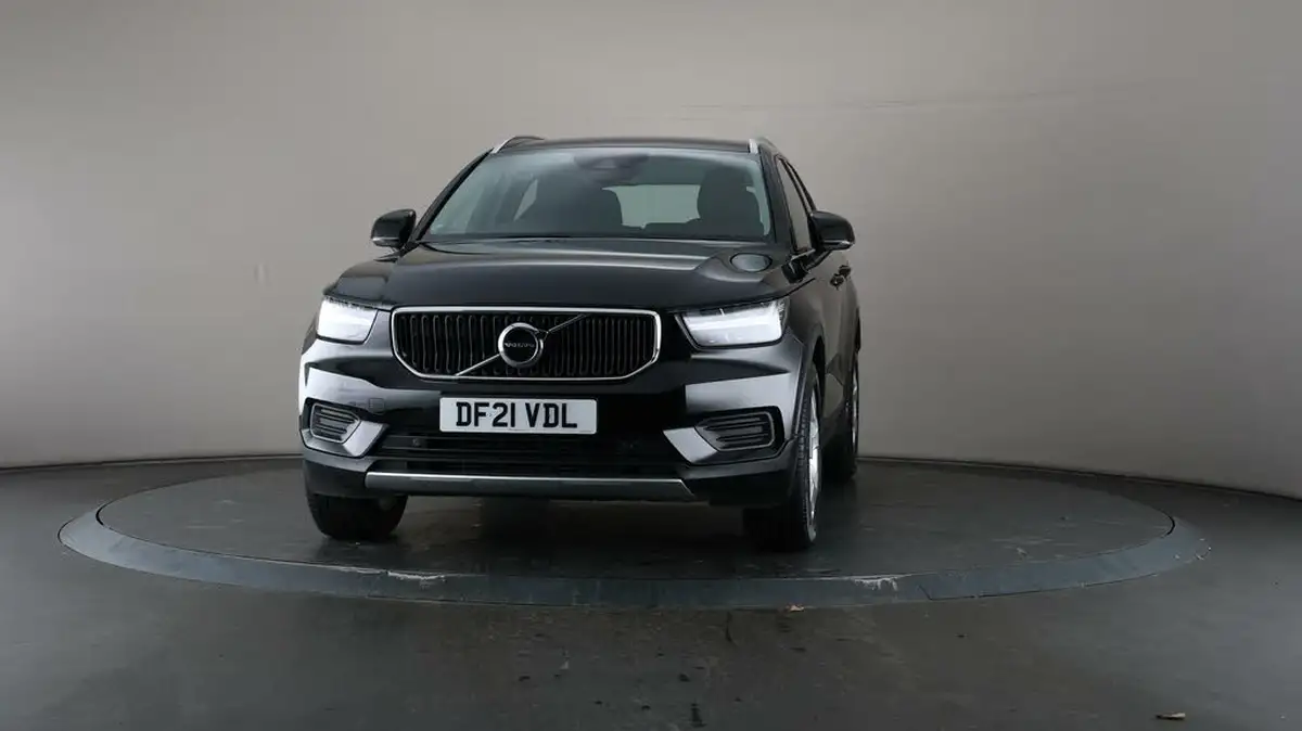 2021-volvo-xc40-15-t3-momentum-161bhp-auto-big-38