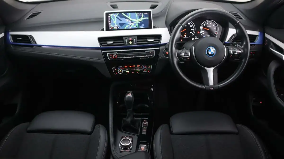 2022-bmw-x1-15-xdrive-25e-phev-m-sport-big-13