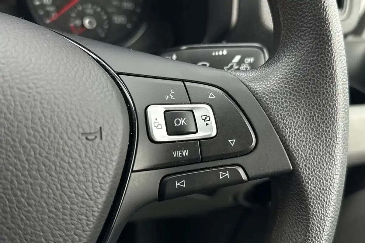 2024-volkswagen-crafter-big-37