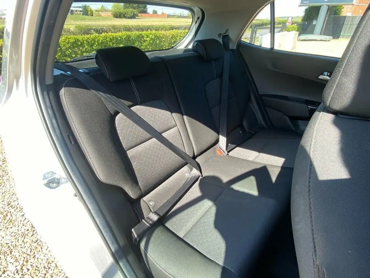 2020-kia-picanto-10-2-auto-seq-big-21