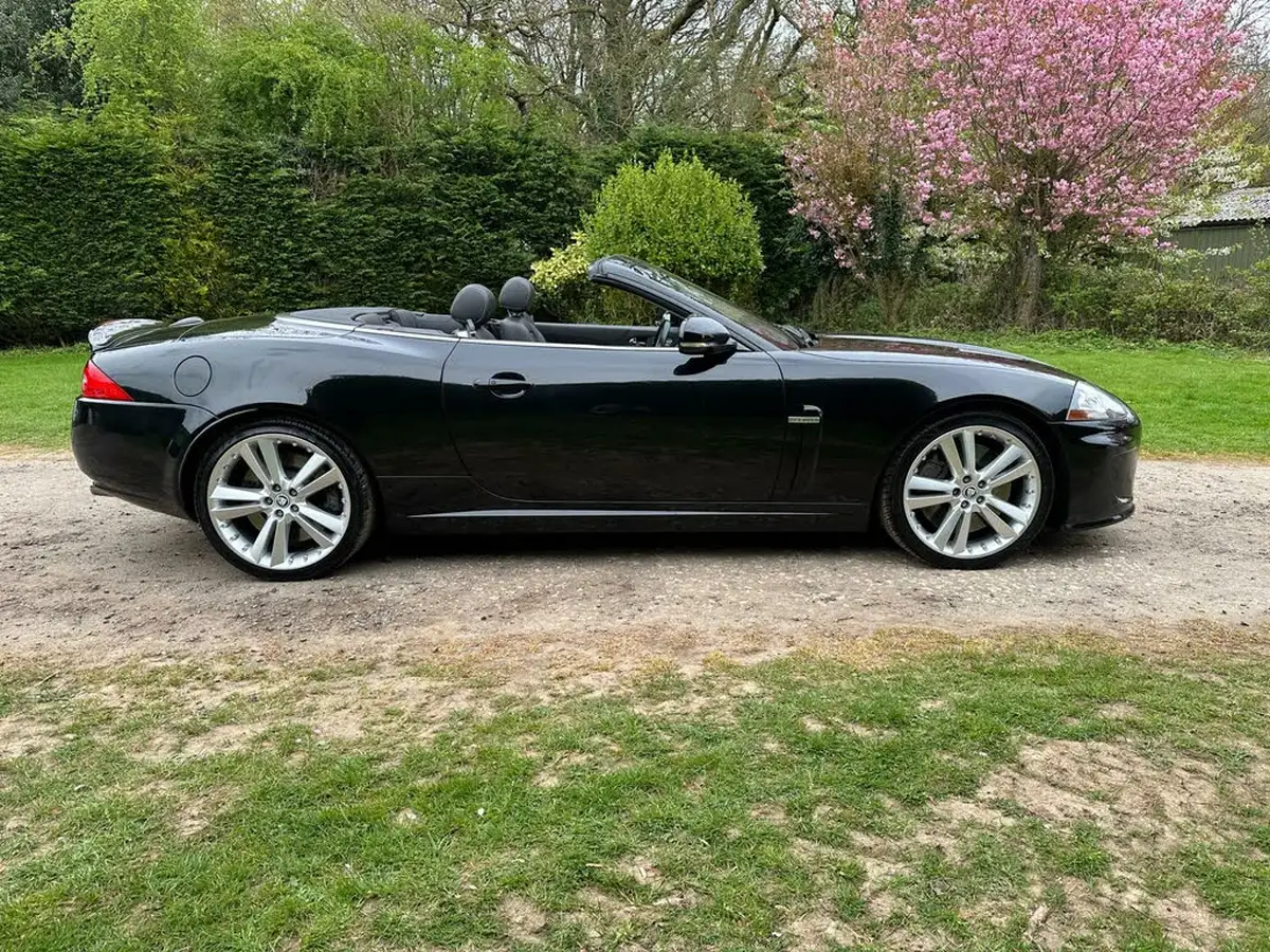 2009-jaguar-xkr-50-convertible-big-17