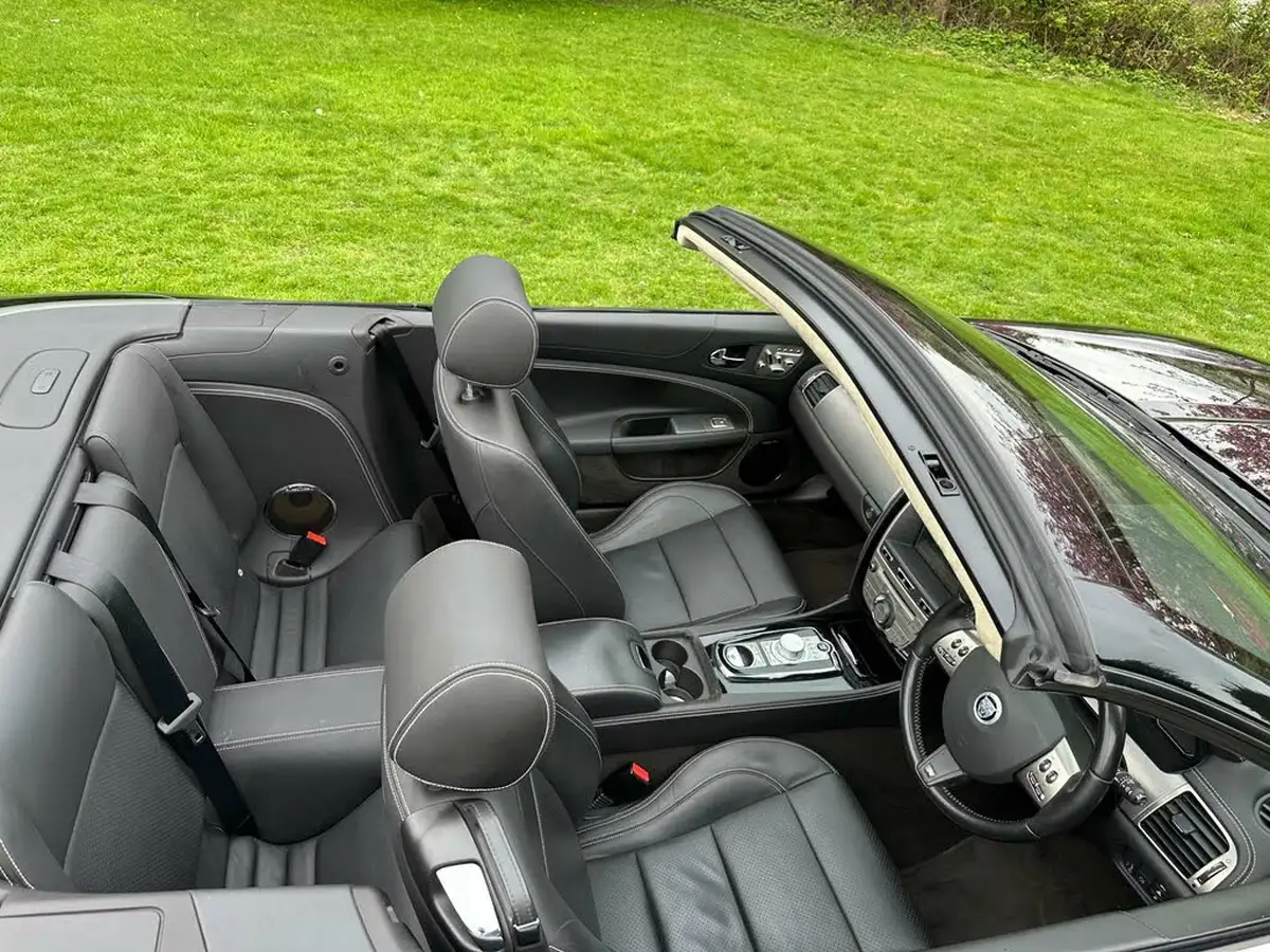 2009-jaguar-xkr-50-convertible-big-40