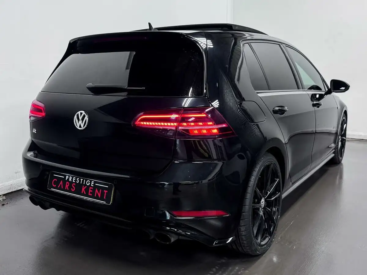 2018-volkswagen-golf-20-tsi-r-hatchback-5d-dsg-big-10