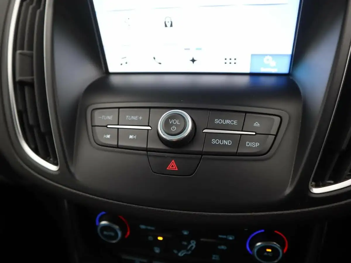 2017-ford-grand-c-max-15tdci-titanium-1498cc-big-18