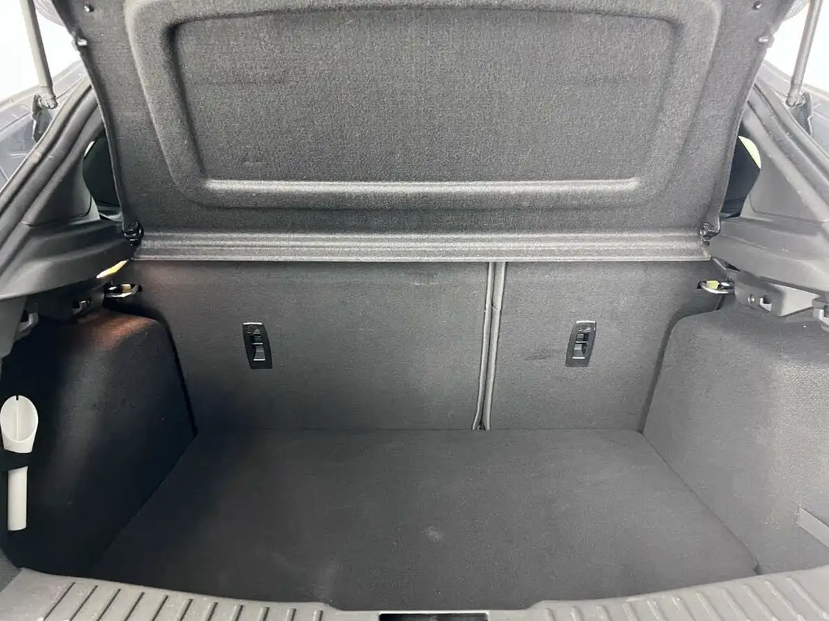 2017-ford-focus-20t-st3-hatchback-big-9