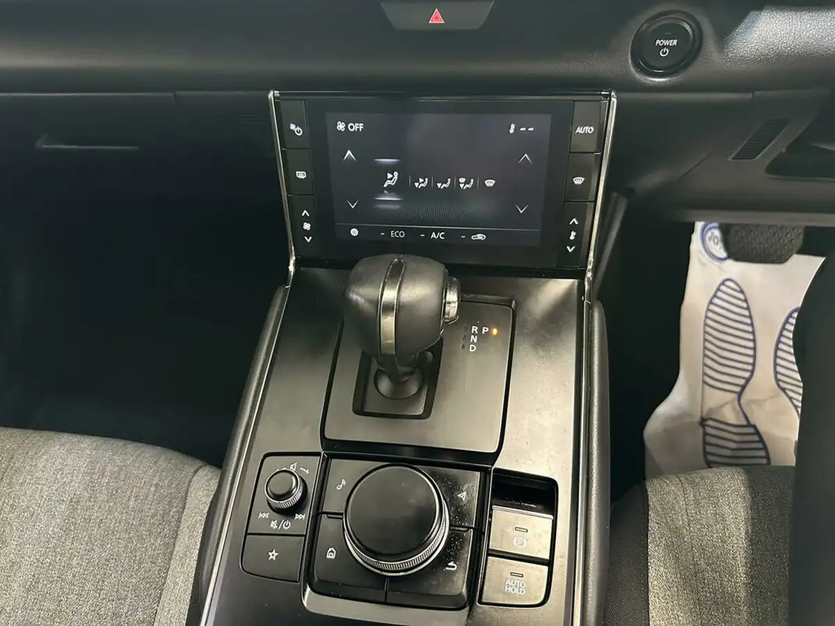 2022-mazda-mx-30-e-se-l-lux-big-12