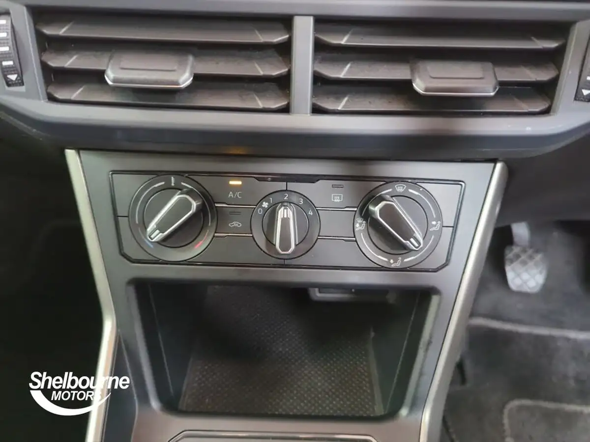 2021-volkswagen-polo-10-match-big-34