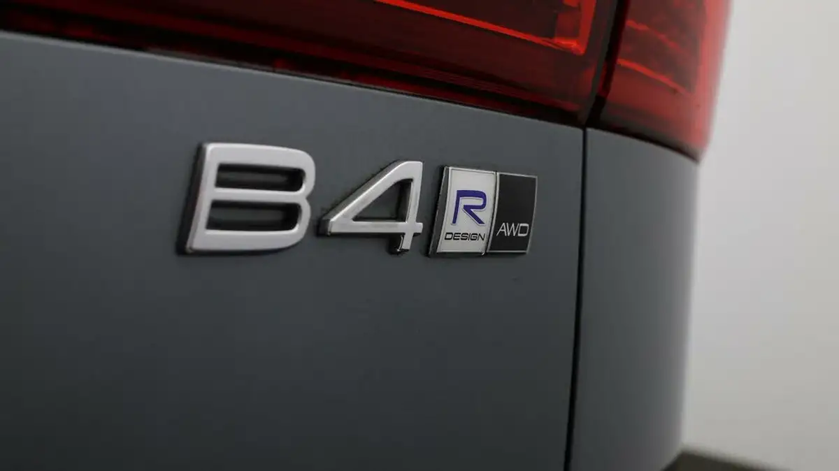 2019-volvo-xc60-20td-b4-r-design-pro-big-20