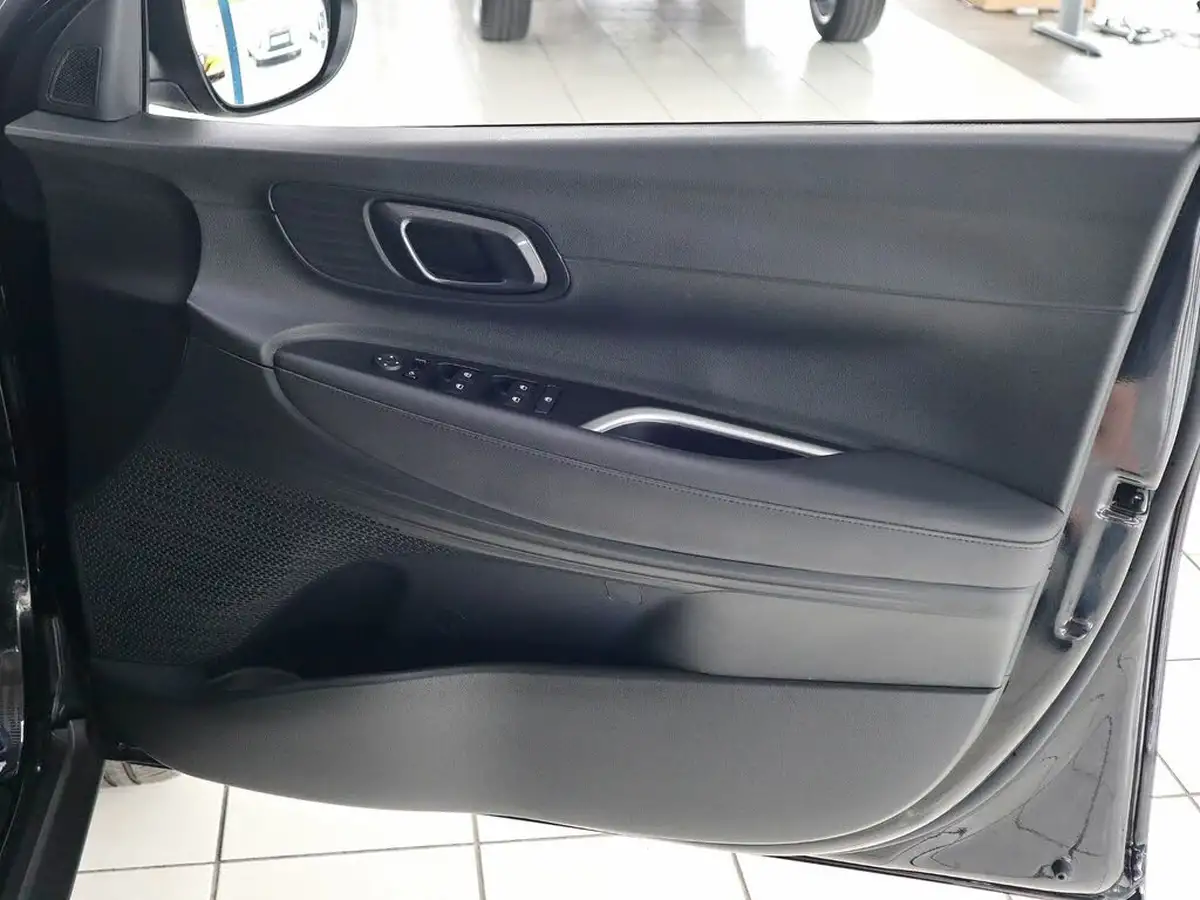 2023-hyundai-bayon-10-t-gdi-premium-120ps-big-19