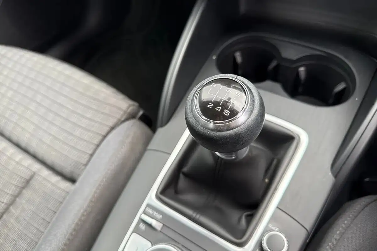 2018-audi-a3-15-tfsi-sport-saloon-4d-big-56