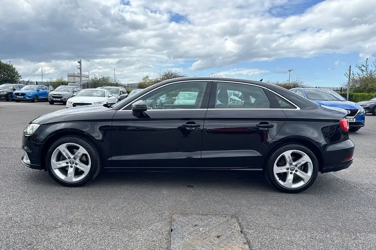 2018-audi-a3-15-tfsi-sport-saloon-4d-big-32