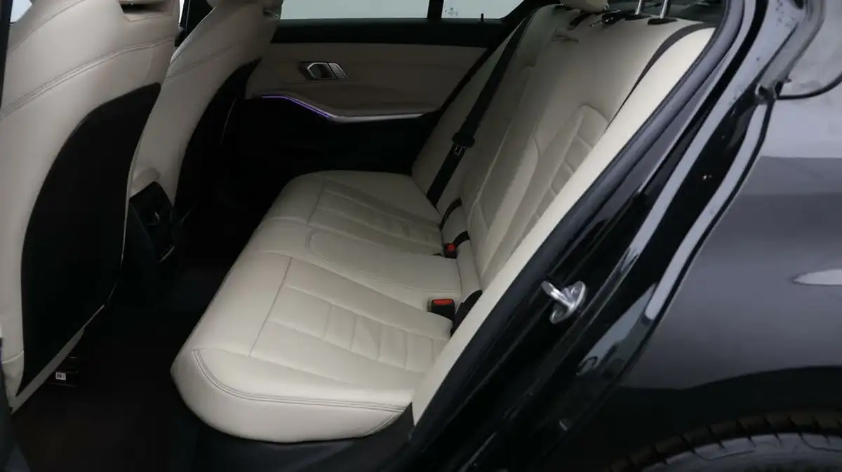 2020-bmw-3-series-20-320i-m-sport-tu-saloon-4d-big-15
