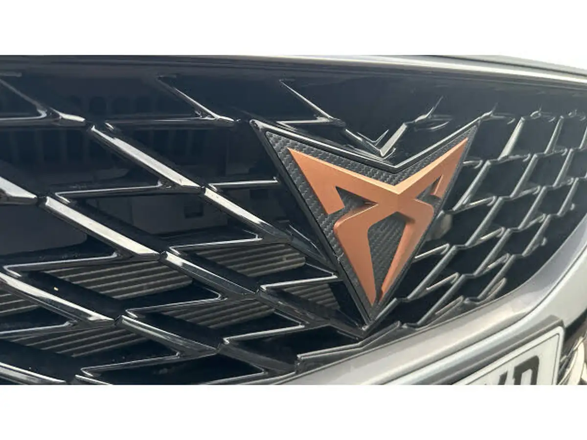 2024-cupra-formentor-14-e-hybrid-v2-big-21