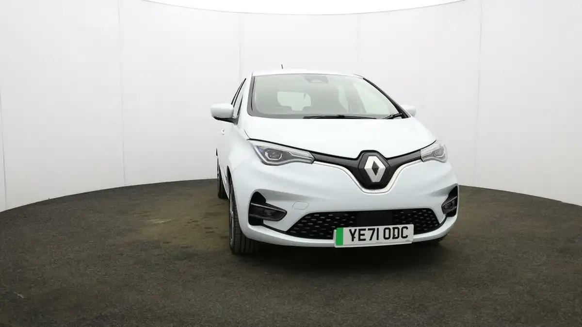 2021-renault-zoe-e-gt-line-big-35