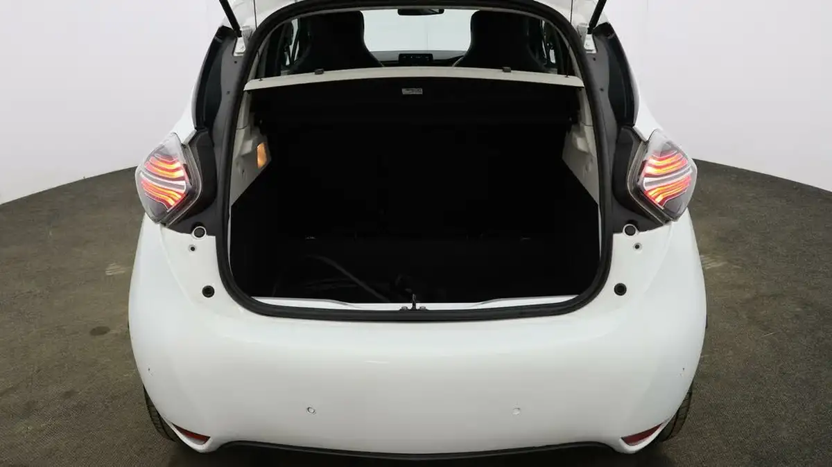 2021-renault-zoe-e-i-gt-line-rapid-charge-big-16