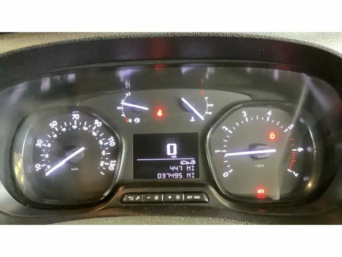 2022-vauxhall-vivaro-15td-2900-l2h1-sportive-big-7