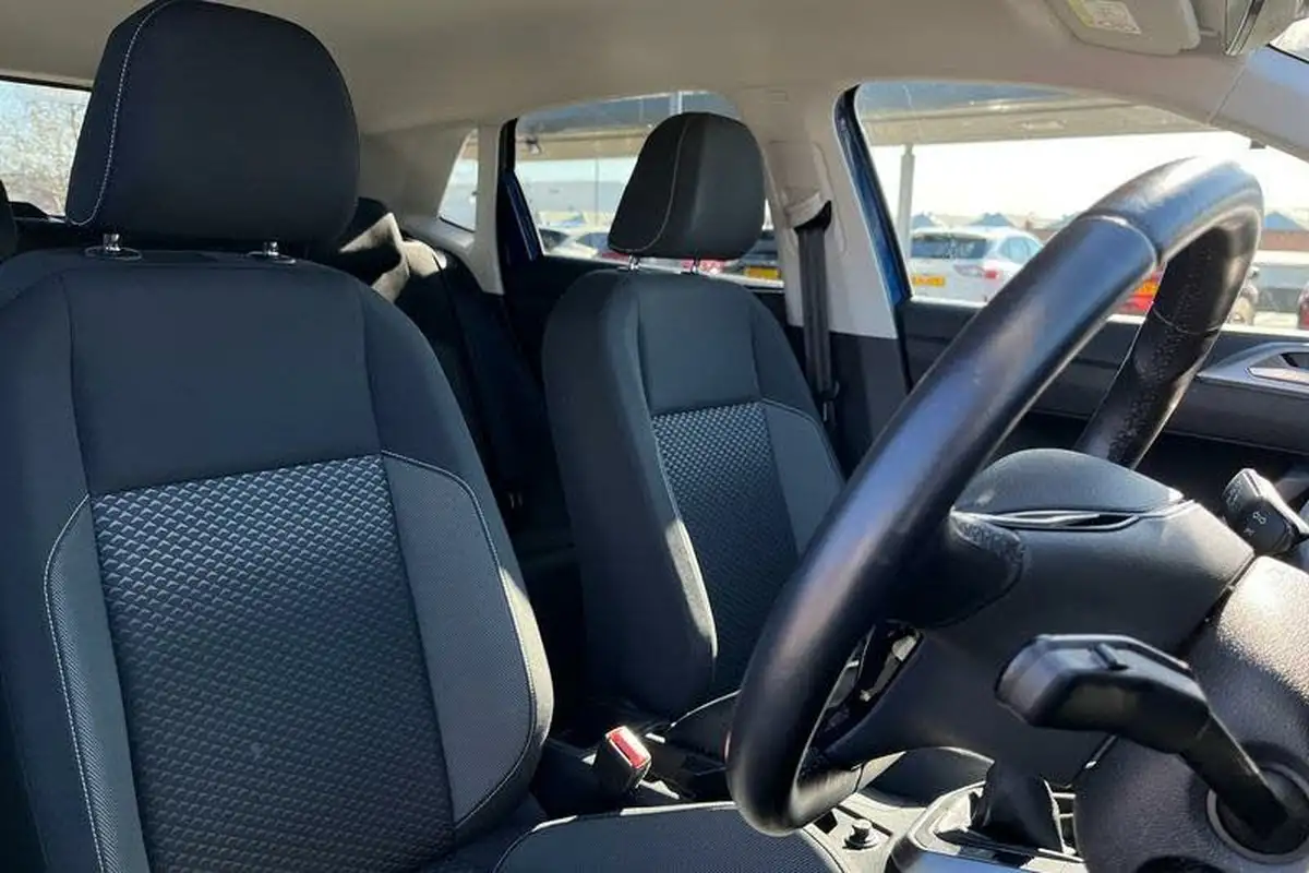 2021-volkswagen-polo-10-active-big-16