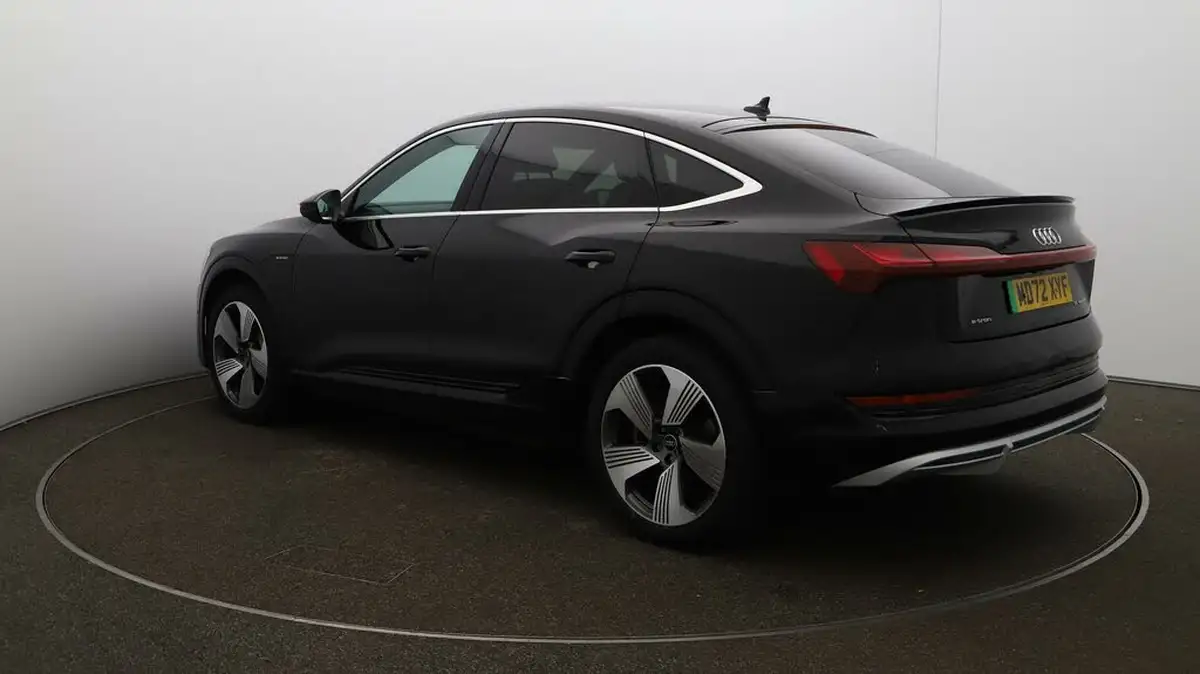 2023-audi-e-tron-55e-s-line-sportback-big-56