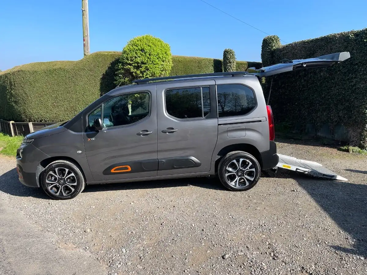 2022-citroen-berlingo-12-puretech-flair-xtr-m-size-big-4