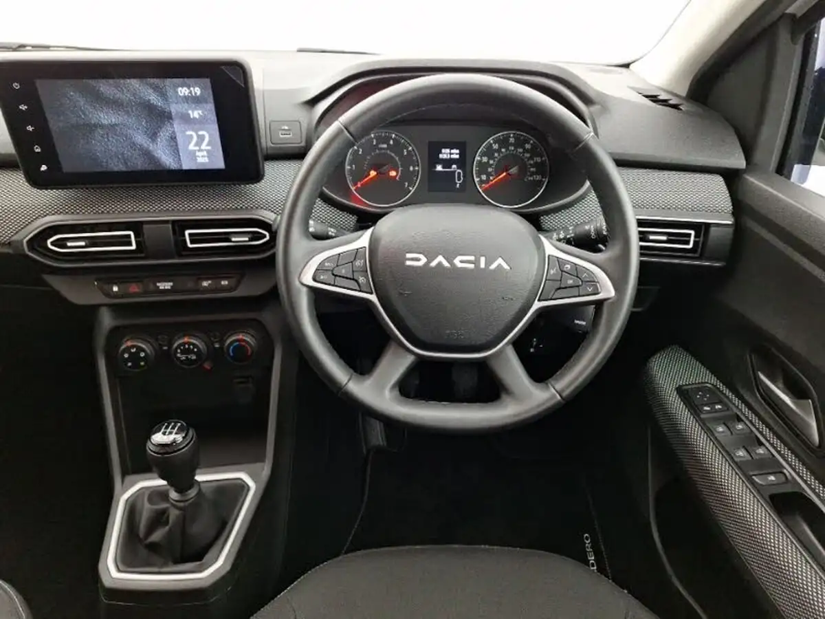 2024-dacia-sandero-10-tce-expression-90bhp-big-6