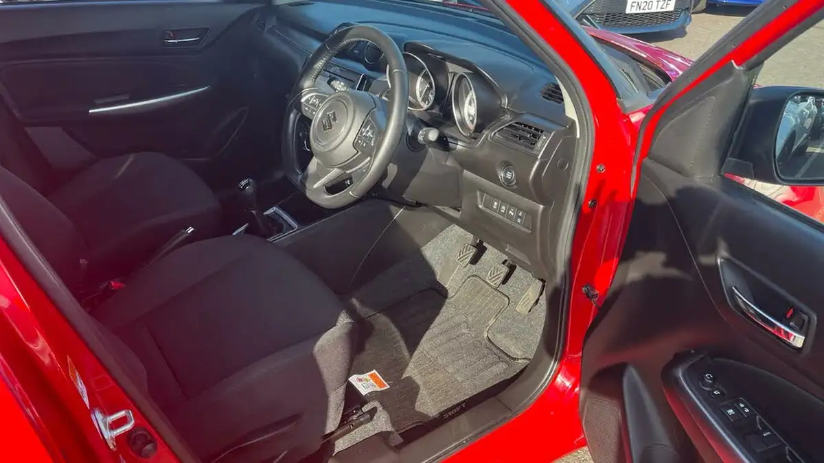 2021-suzuki-swift-12-dualjet-sz5-big-27