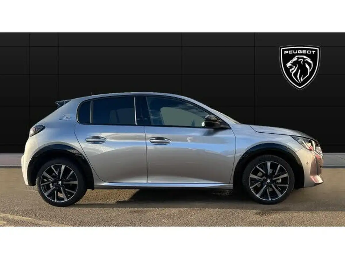 2022-peugeot-208-12-puretech-gt-premium-100bhp-big-4