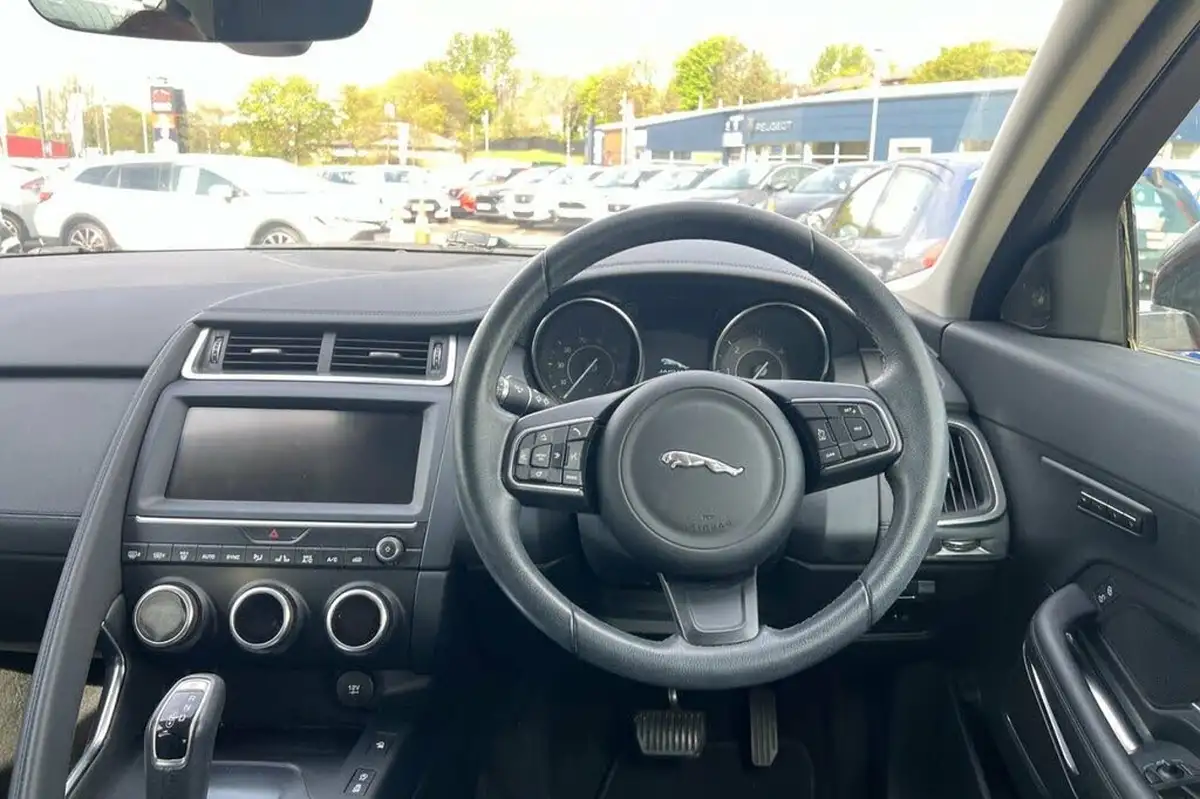 2020-jaguar-e-pace-20-i4d-se-150ps-awd-auto-big-22