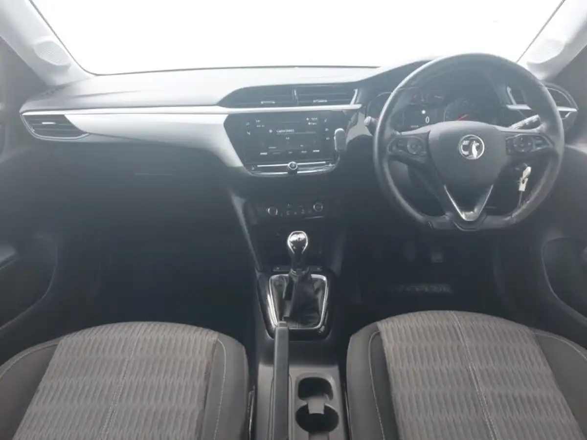 2021-vauxhall-corsa-12i-se-edition-big-2