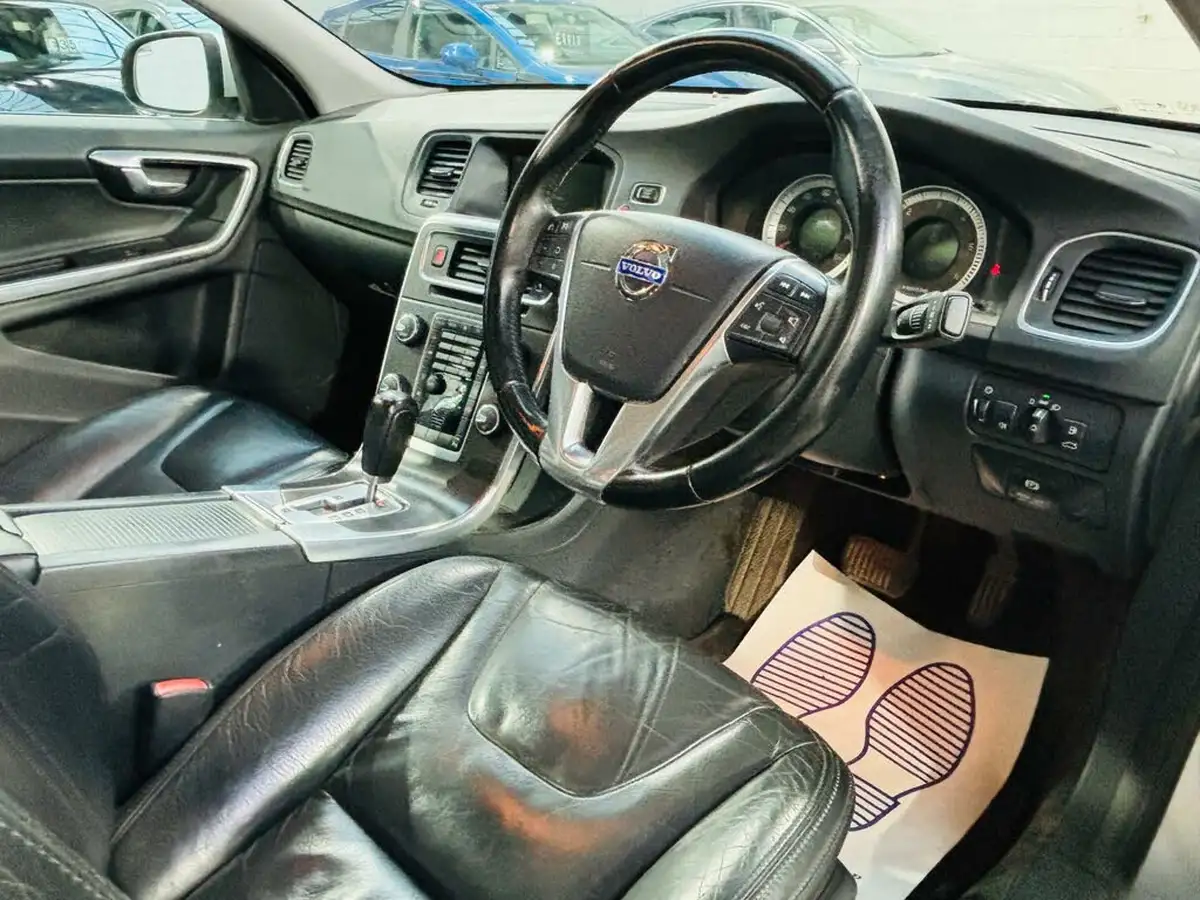 2011-volvo-s60-24td-d5-se-lux-205ps-geartronic-big-7