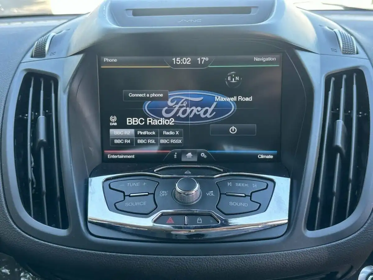 2016-ford-kuga-20tdci-titanium-150ps-big-12