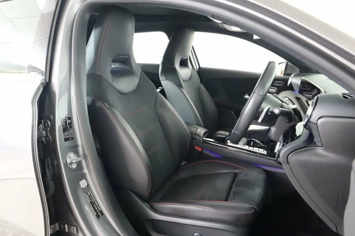 2019-mercedes-benz-a-class-20-a250-amg-line-premium-plus-hatchback-5d-big-31