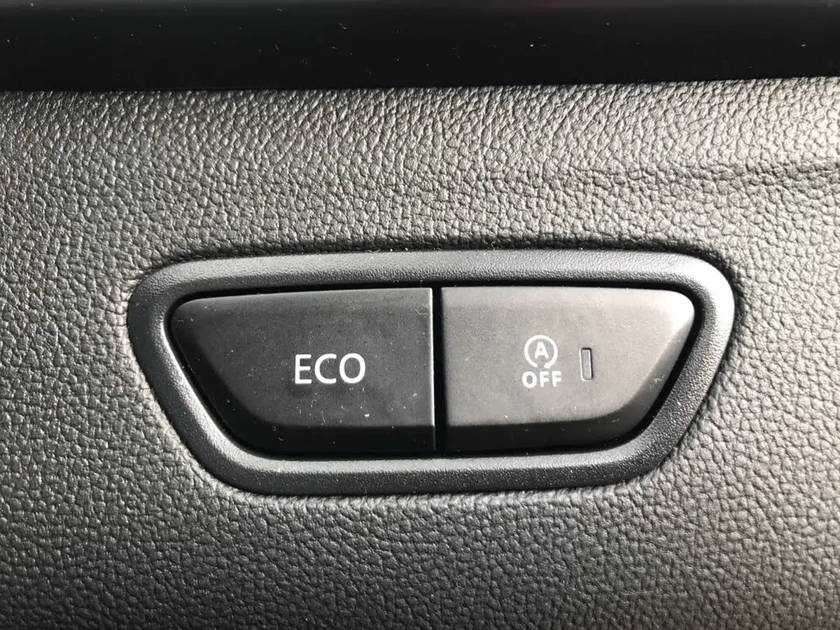 2021-renault-kadjar-13-tce-iconic-140bhp-1333cc-big-26