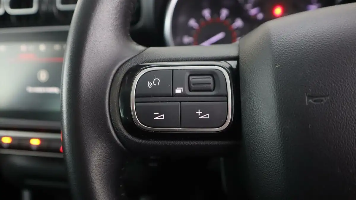 2019-citroen-c3-aircross-12-puretech-flair-110ps-ss-big-20