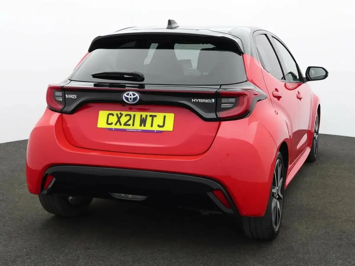 2021-toyota-yaris-15-vvt-i-launch-edition-big-4