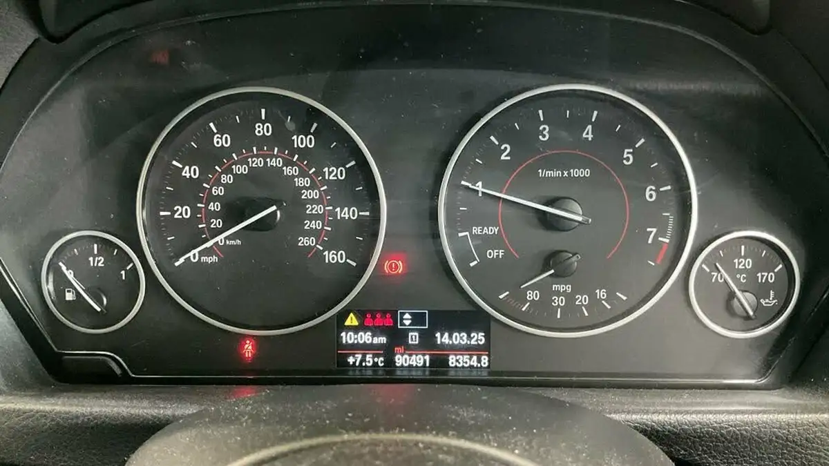 2015-bmw-3-series-20-320i-xdrive-m-sport-ss-touring-5d-1998cc-big-15