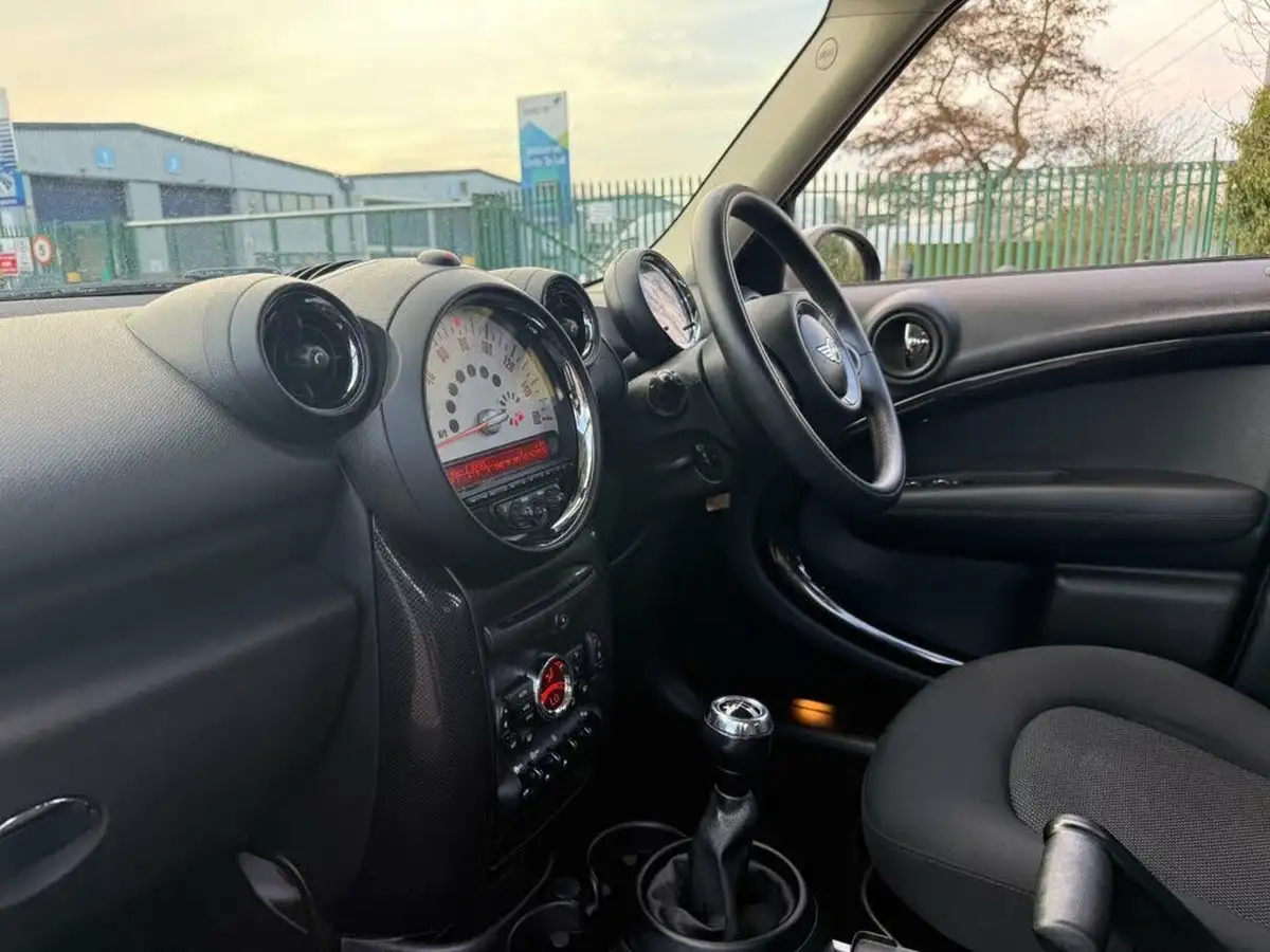 2014-mini-countryman-16-one-98bhp-big-20
