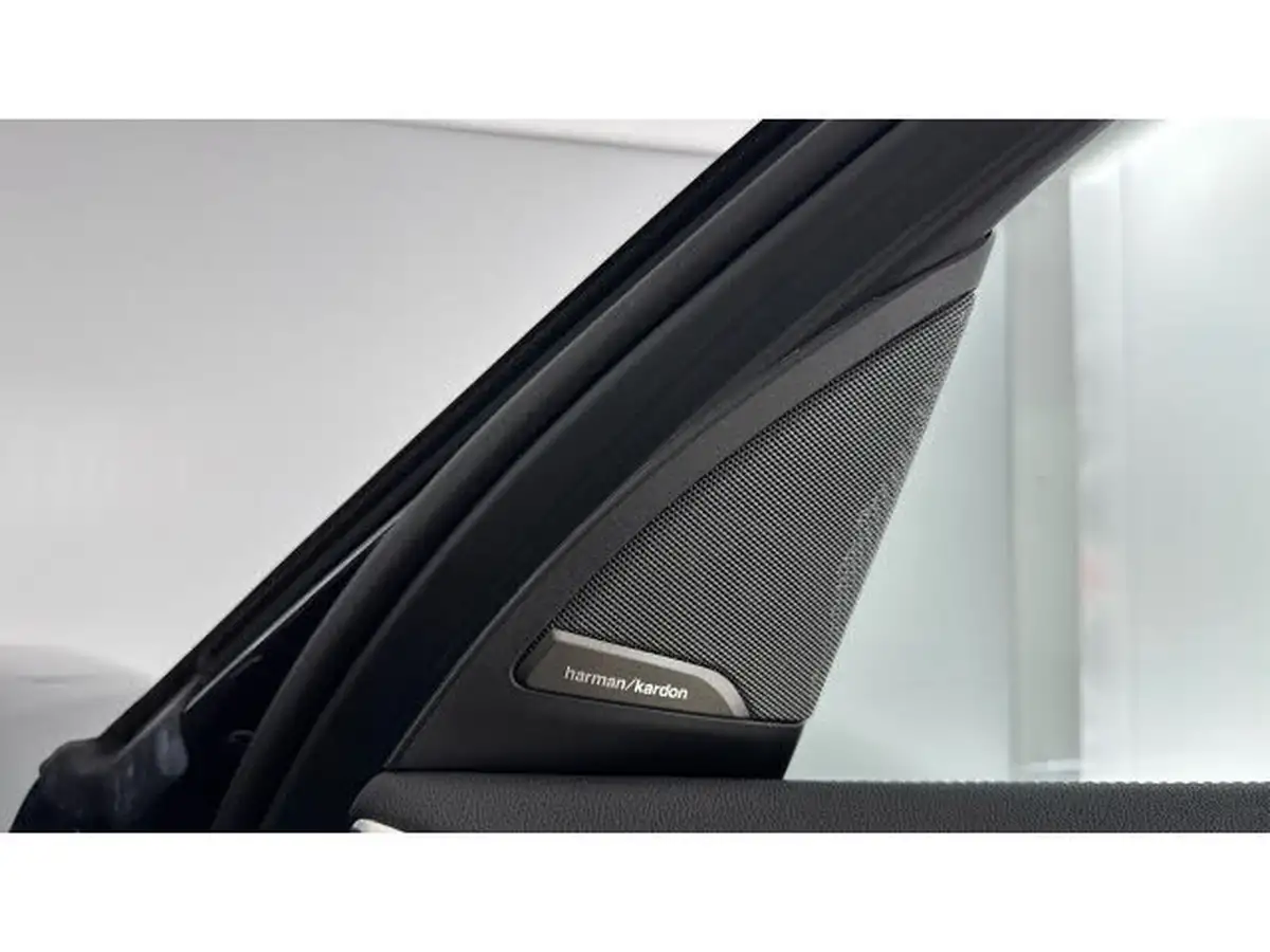 2022-bmw-ix3-e-premier-edition-pro-big-19