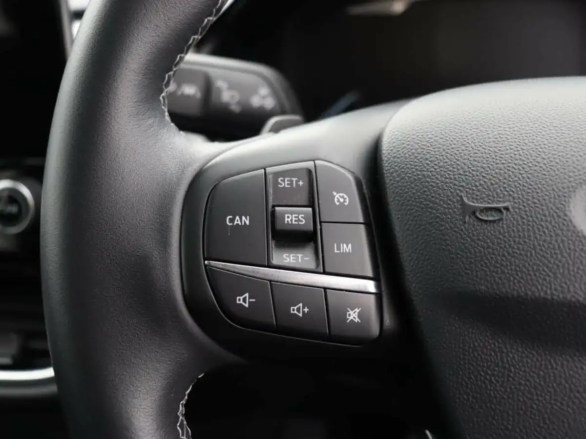 2019-ford-fiesta-10t-titanium-100ps-5d-auto-big-14