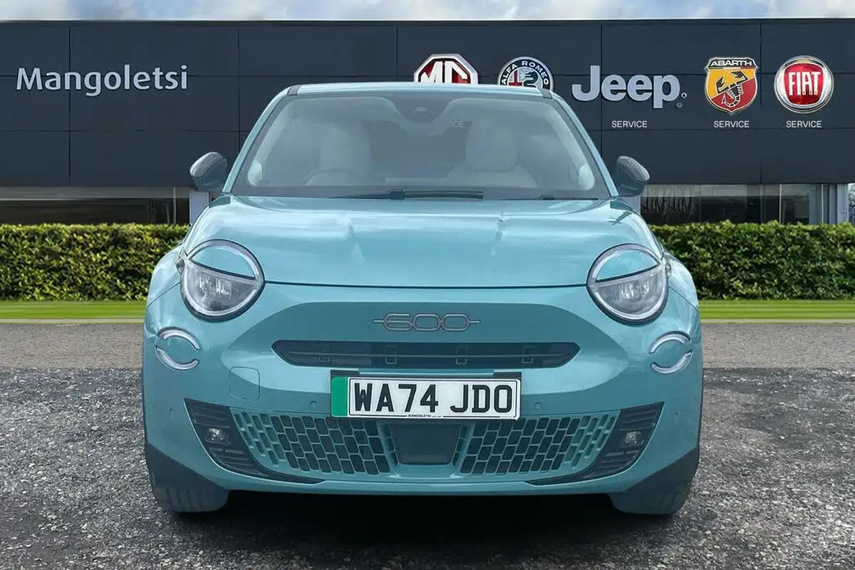 2024-fiat-600e-e-la-prima-big-7