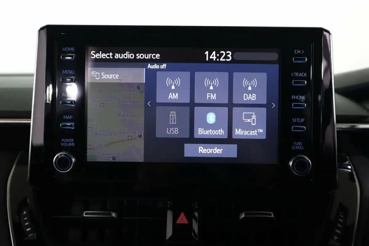 2021-toyota-corolla-18-vvt-i-icon-tech-spare-wheel-touring-sports-5d-big-27
